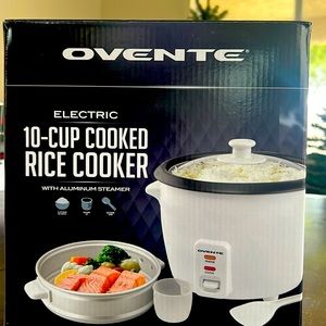 ✨✨Brand New ✨✨ Rice Cooker & Steamer